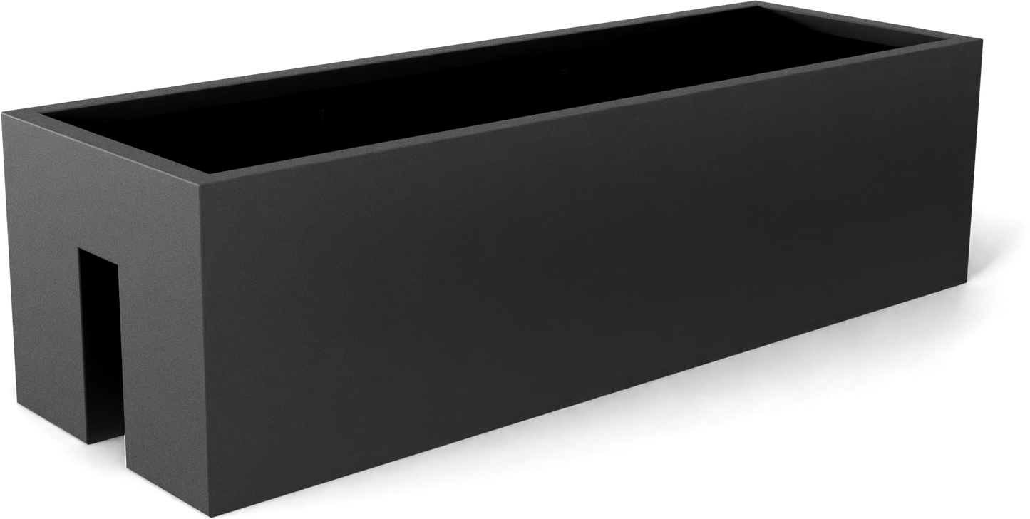 Tiergarden Fiberglass Planter in Matte Gunmetal